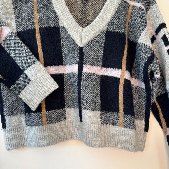 Aqua Plaid V-Neck Sweater Size Medium - Picture 3 of 5